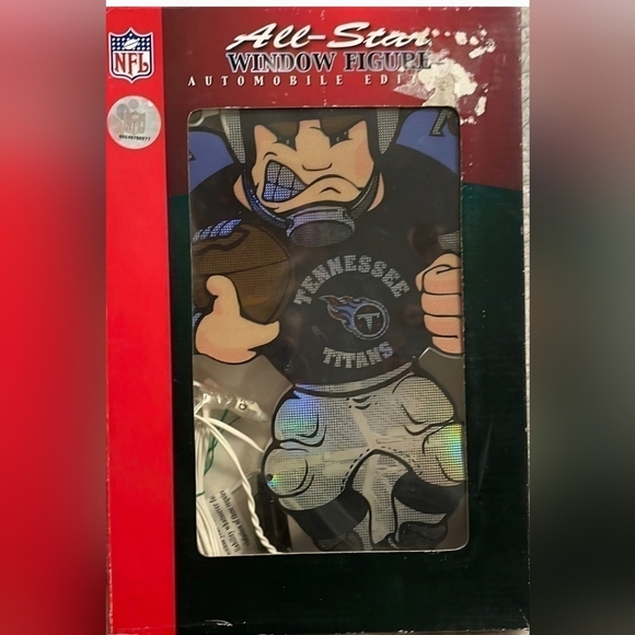 NEW NFL FOOTBALL PLAYER MOLDED IN CAR LIGHT TENNESSEE TITIANS - Picture 1 of 3
